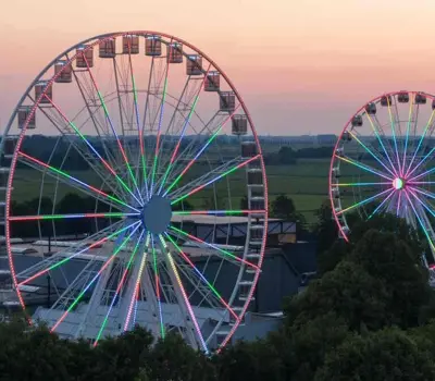 Uniek kijkje achter de schermen bij Mondial (World of Rides) Uniek kijkje achter de schermen bij Mondial (World of Rides)