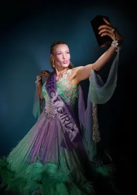 Mevrouw Ogterop - Perfect Girl Mevrouw Ogterop - Perfect Girl