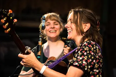 Zangduo The Lasses - folk Zangduo The Lasses - folk